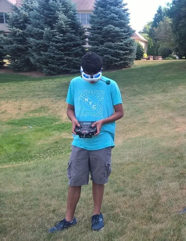 Flying FPV